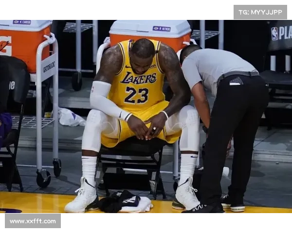 詹姆斯宣布决定二携手知名酒企合作引爆社交媒体热议风潮